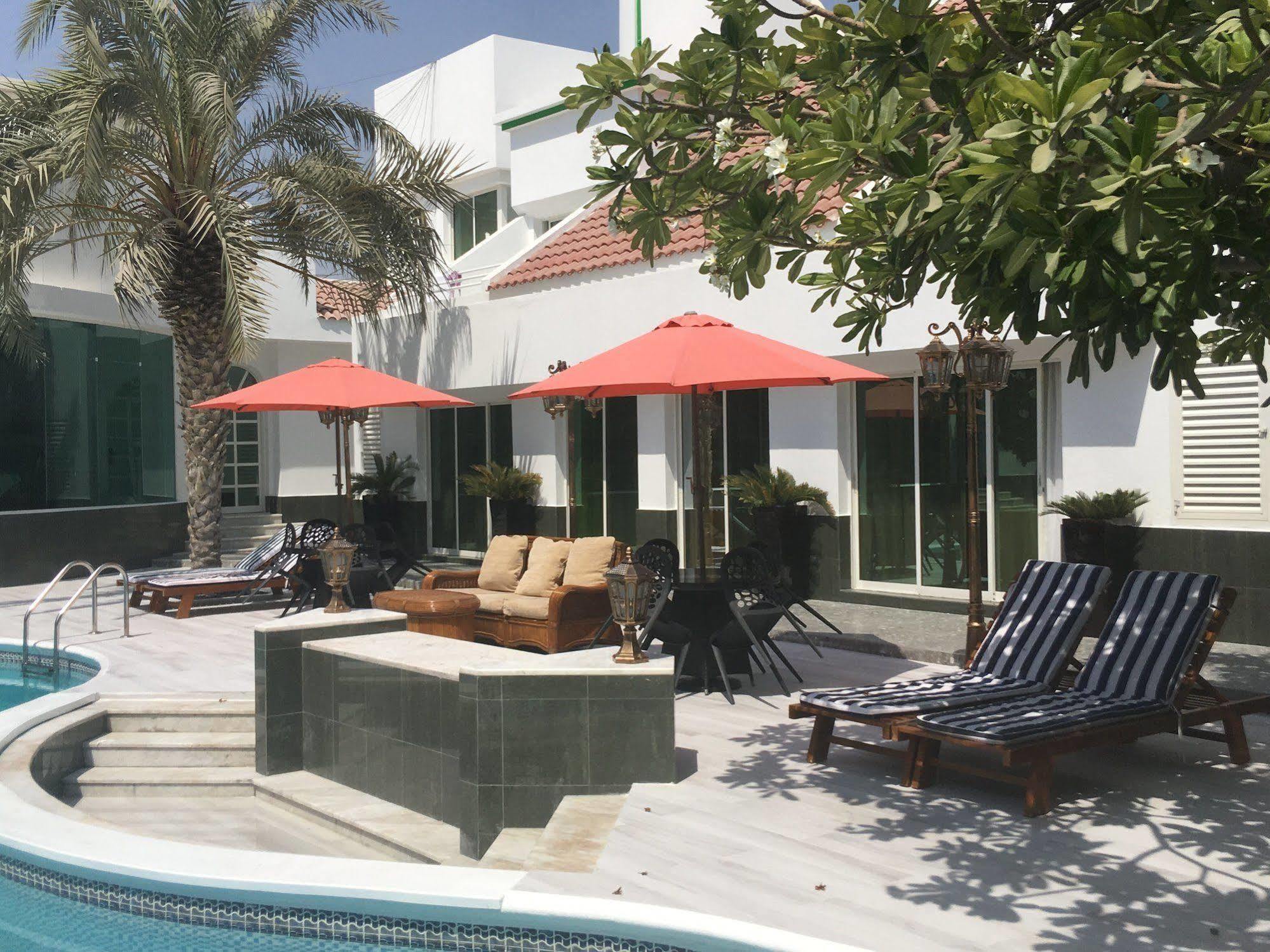 Al Khalidiah Resort Charjah Extérieur photo